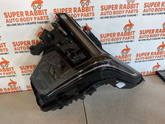 2024 Cadillac XT4 Driver FULL LED Headlight SUPER CHEAP🤩 ORIGINAL 2025