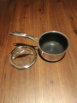 HexClad Hybrid Nonstick 1-Quart Saucepan with Tempered Glass Lid