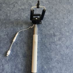 Bluetooth Selfie Stick, Extendable 3 in 1 Aluminum Selfie Stick with Wireless