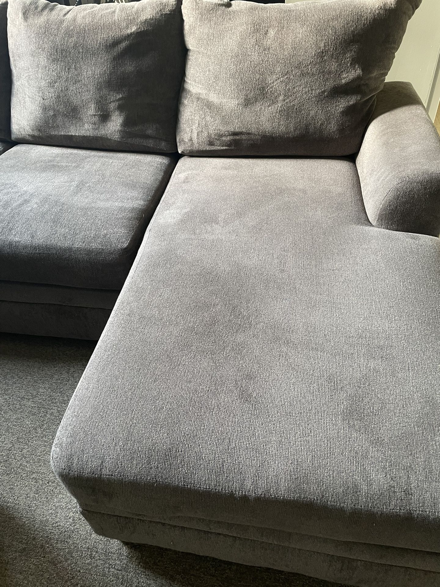 Big 6 Piece Sectional Sofa With Foot Rest