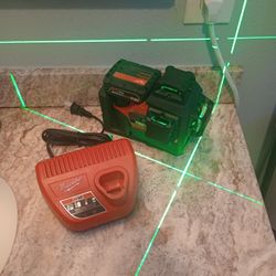 Milwaukee M12 Laser with Battery and Charger (New) 