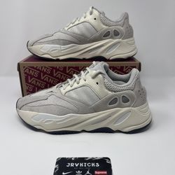 Adidas Yeezy Boost 700 Low Analog EG7596 Size 10 Pre Owned 