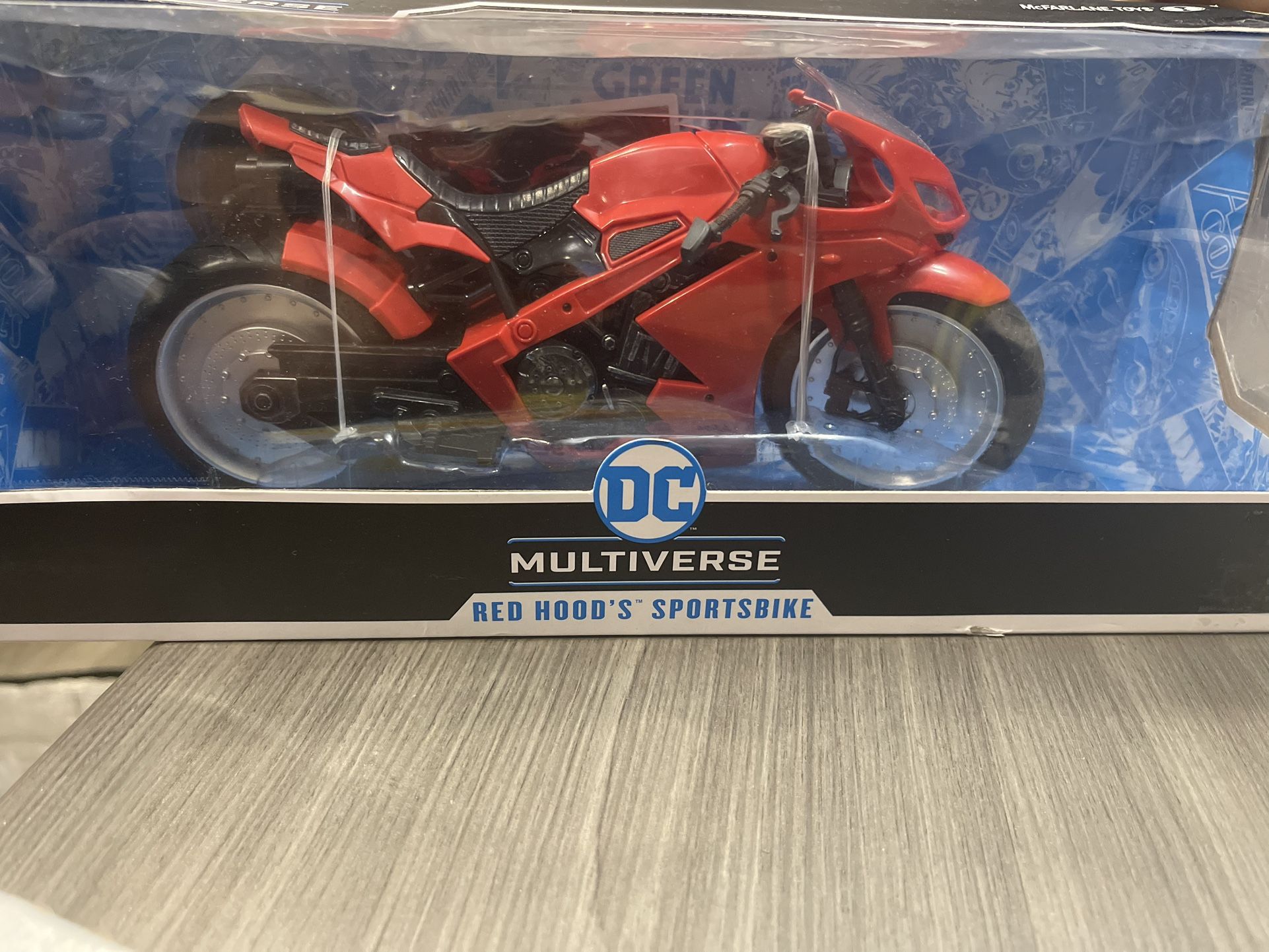 McFarlane Toys - DC Multiverse Red Hood's Sportsbike (Red Hood: Outlaw) Vehicle