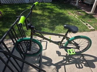 Fit Co BMX bike
