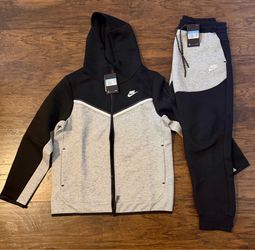 Nike Tech Set Medium