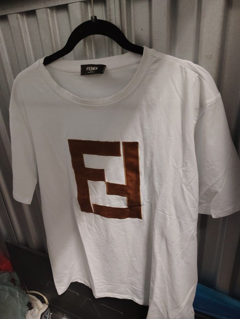 Fendi T Shirt
