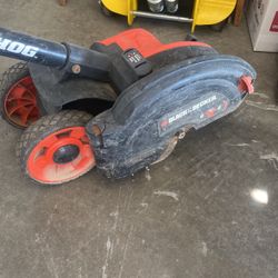 Lawn Edger Black & Decker 50$