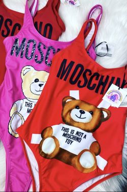 Moschino ONE PIECE RED