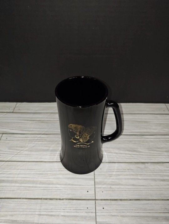 TIARA EXCLUSIVES Black Glass COLD Beverage Mug GEMINI The Twins Zodiac Tankard