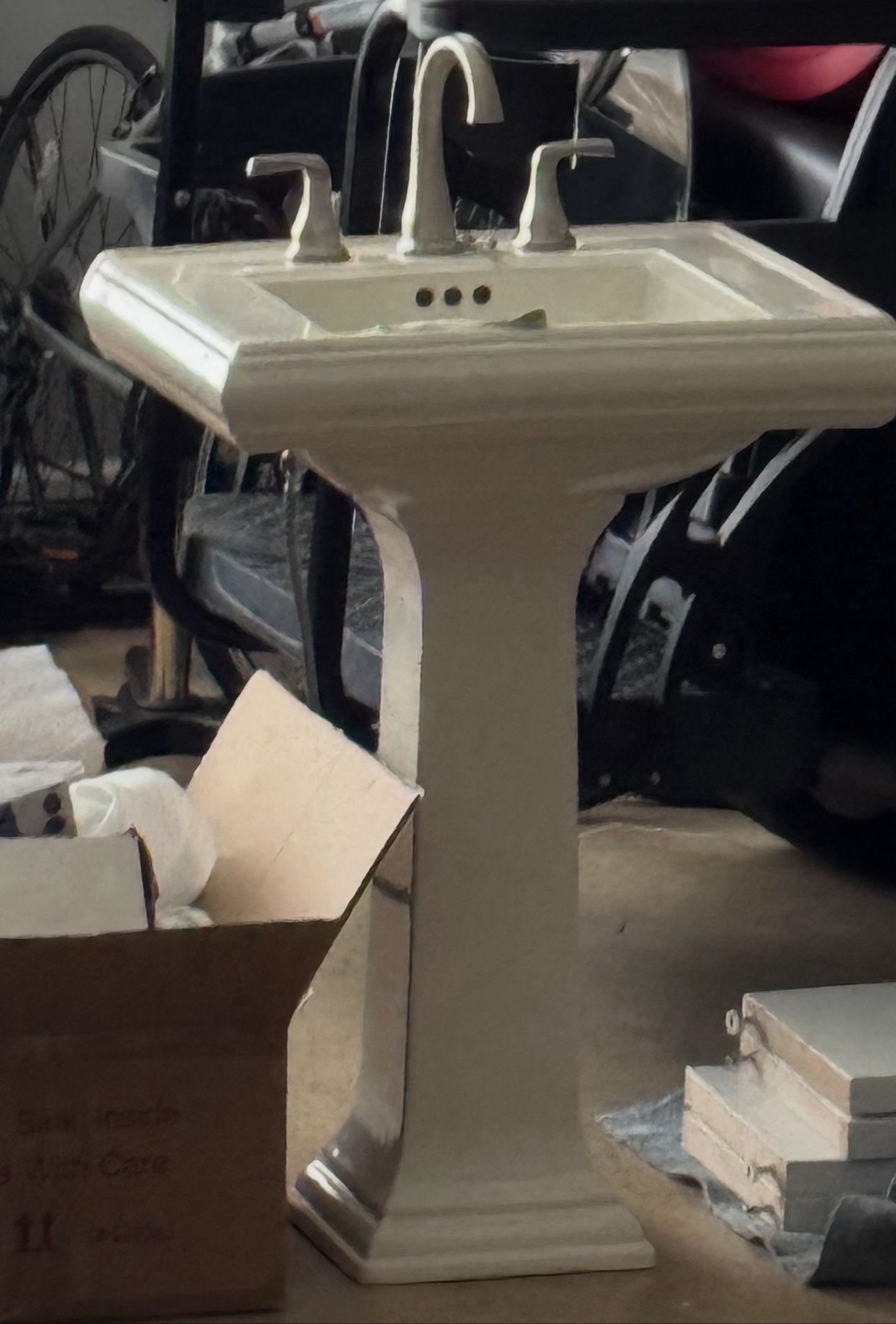 Pedestal Sink For Powder Room