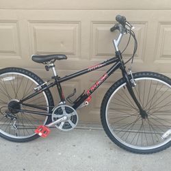 Trek 800 Sport Mountian Bike