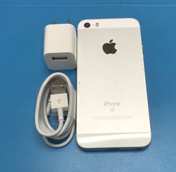 iPhone SE 64GB Factory Unlocked
