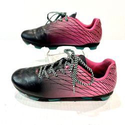 ❣️SALE❣️ Toddler Kids Size 9C DSG Kids Girl Soccer Cleats 