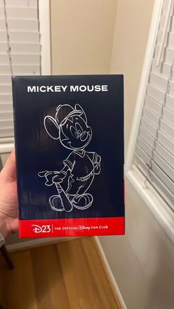 Mickey Mouse bobblehead