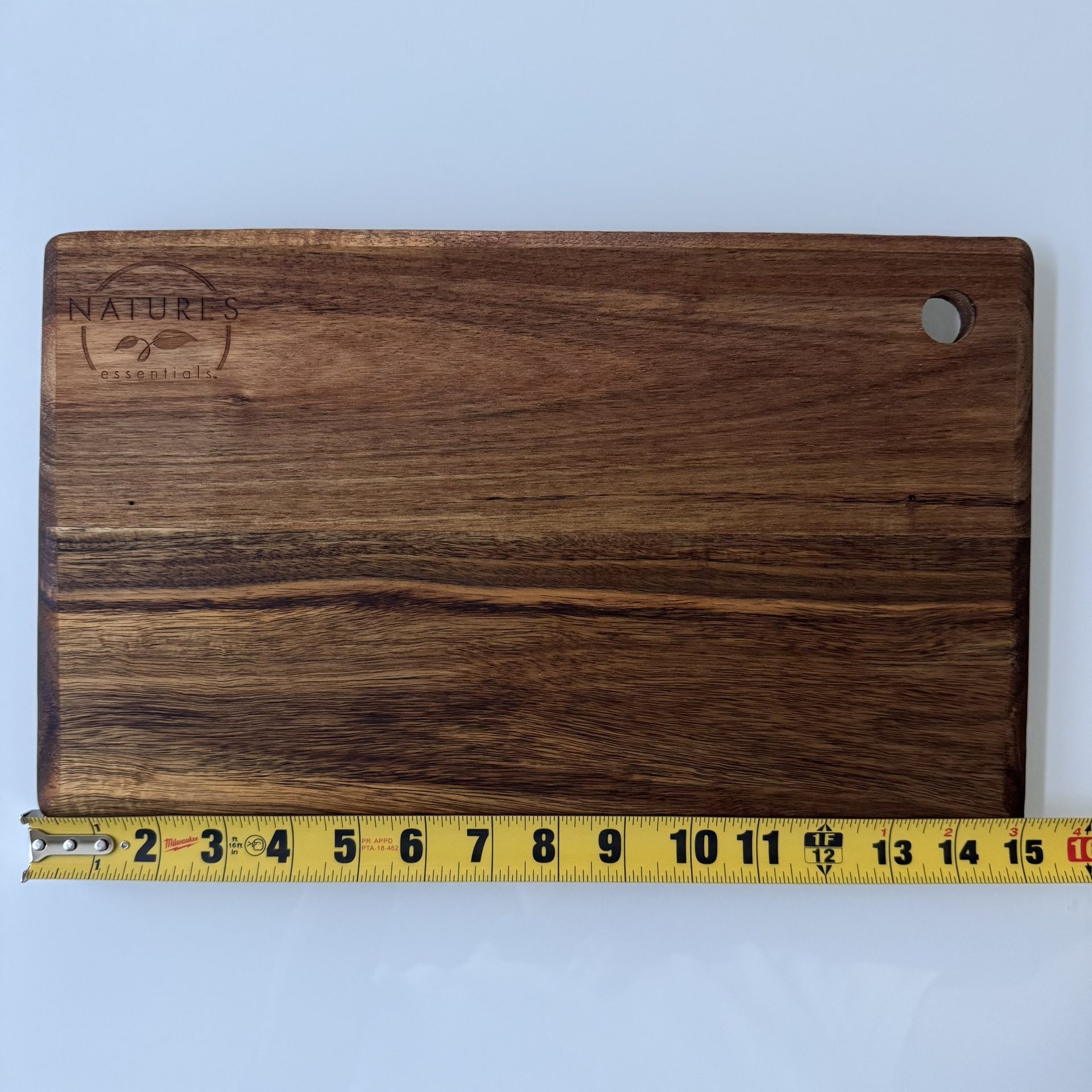 15”x9” - NEW UNUSED Nature’s Essentials Natural Acacia Wood Cutting Board Kitchen Charcuterie
