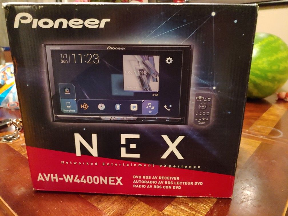 Pioneer 7" Touchscreen DVD Receiver