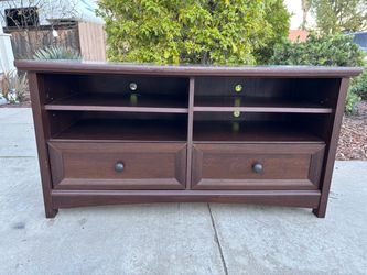 Modern Entertainment Center TV Stand Good Condition