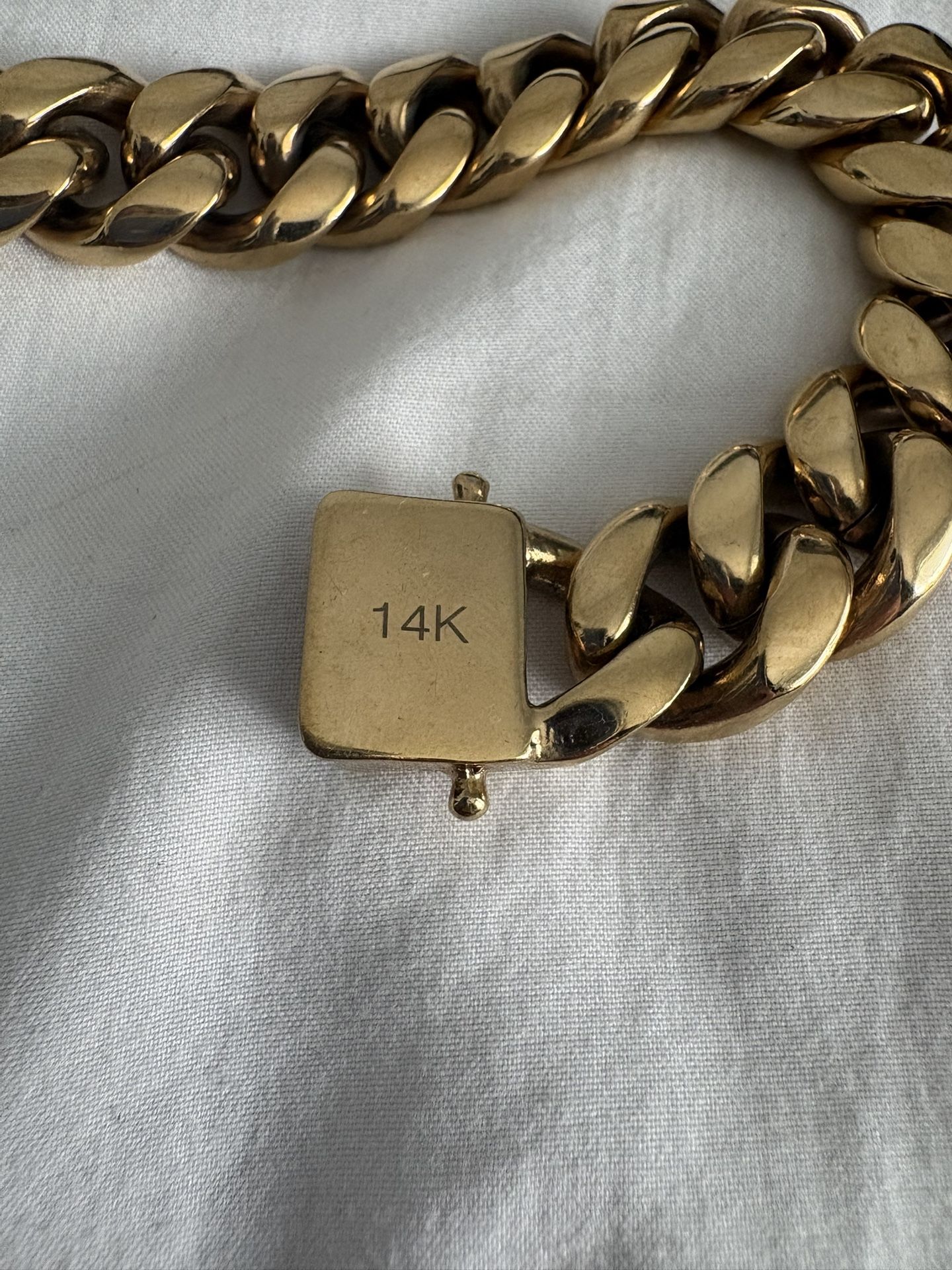 14k Cuban link Gold (Plated) Bracelet