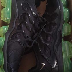 Nike Vapor Max Men's 10.5 $60
