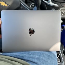 2017 MacBook Pro 13inch