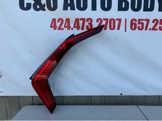 KIA NIRO 2023 2024 2025 tail light tail lamp taillight right passenger side RH USED ORIGINAL OEM (Chipped)