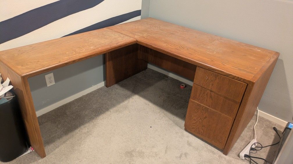 Wooden Corner Desk