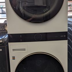 New LG WashTower Stacked Laundry Center 