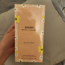 Daisy For Women Perfume Brand New 