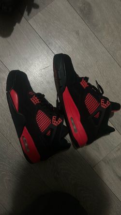 Air Jordan 4’s Retro - Red thunder