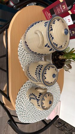 3 kitchen jars