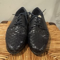 Trotters Navy Woven Leather Flats Size 8.5