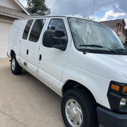 2008 Ford E-350