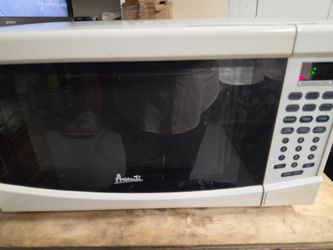 AVANTI  MICROWAVE  OVENS