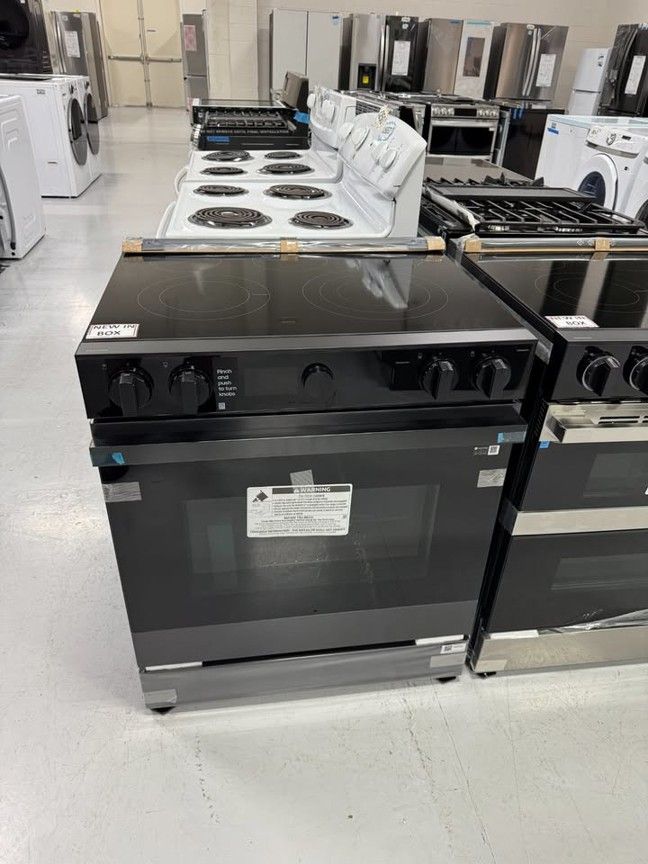 New Black Stainless 30" Slide In Bespoke Stove * PERFECT CONDITION
