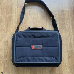 Logitech Black KINETIK 15.4" Briefcase 