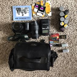 Canon EOS Elan SLR Film Camera Kit