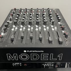 PLAYdifferently MODEL 1 Premium 6-Channel Analog DJ Mixer