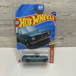 Hot Wheels Blue ’1975 Datsun Sunny Pickup Truck (B120) HW Hot Trucks • Die Cast Metal • Made in Malaysia Scale 1:64