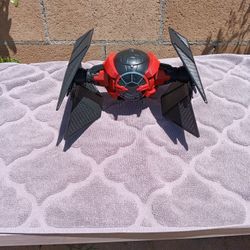 Star Wars Disney Sipper Kyle Ren