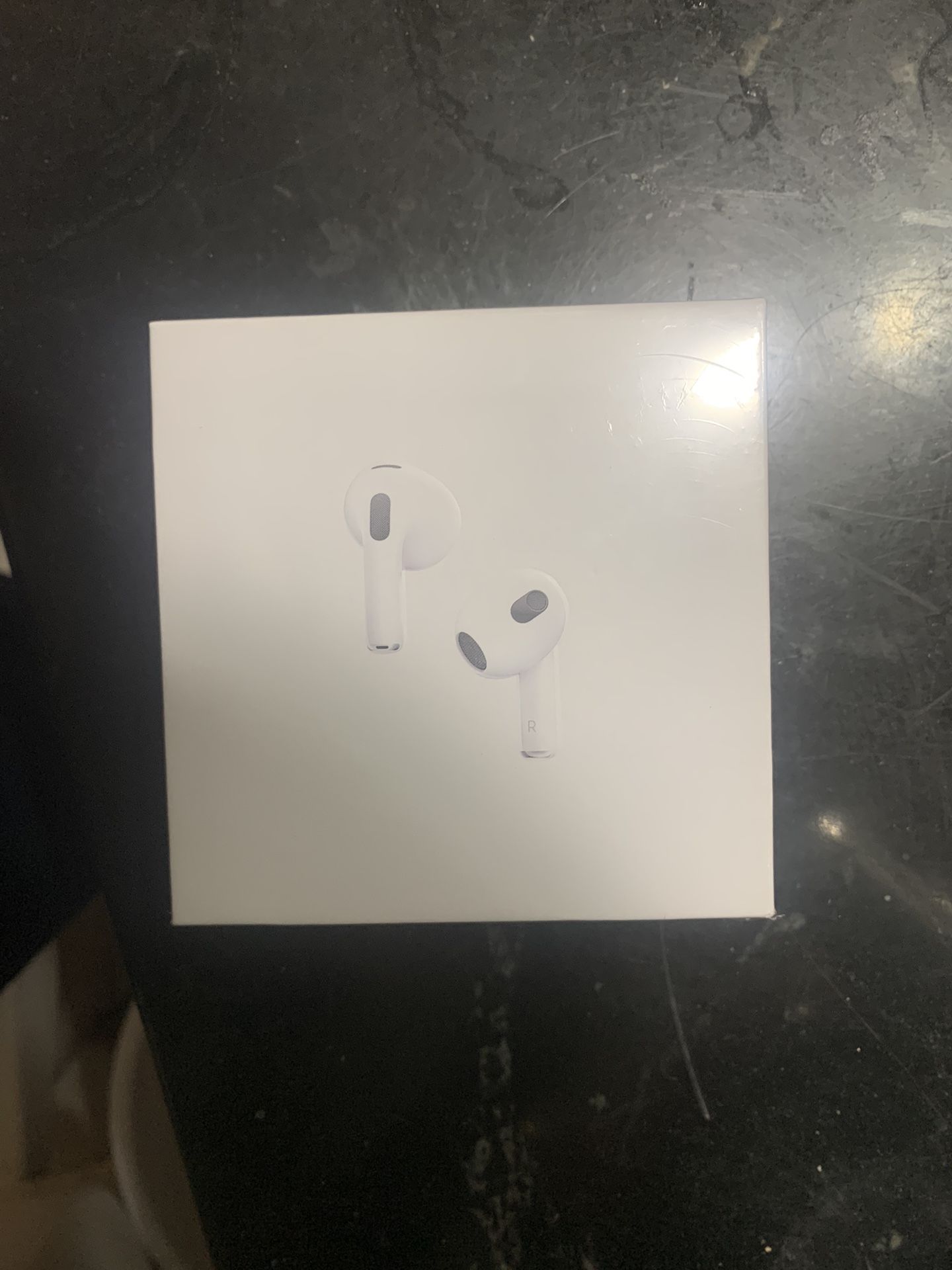 AirPods Gen 3