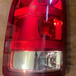 2012 GMC Sierra Left Hand Tail Light W/wiring