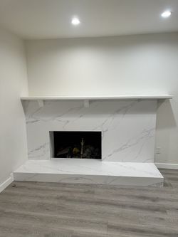 Kitchen Cabinets And Quartz Countertops