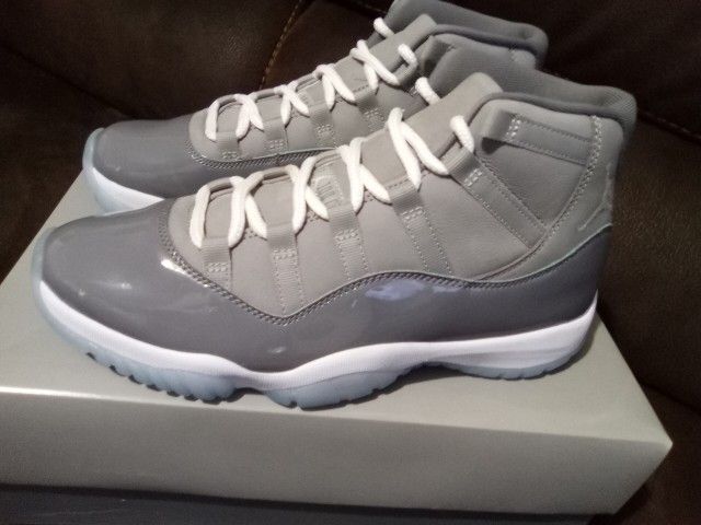 Jordans Greys