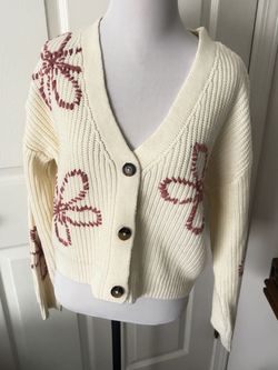 Cream Knit Cardigan with Pink Floral Embroidery