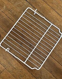 GE REFRIGERATOR FREEZER SHELFPART # WR71X10966 Selling for $20