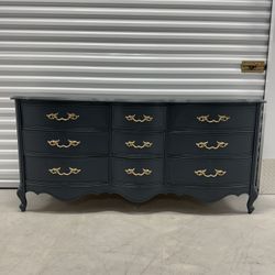 🚨Free Delivery Navy Blue Dresser- 9 Drawers