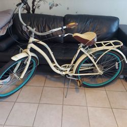 Schwinn Womens 26" Beach Cruiser