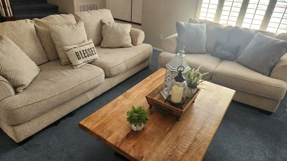 Couch & Loveseat Set  .. Sofa's  .. Couches 