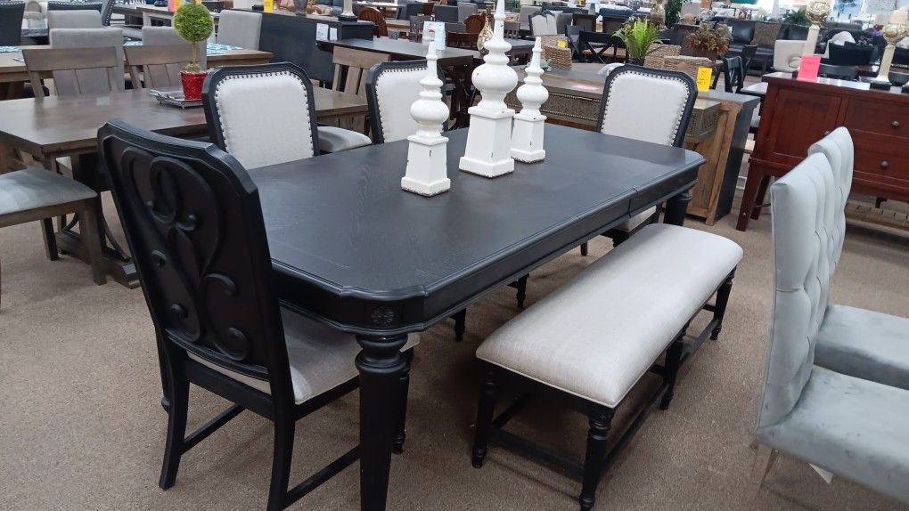 Black Table