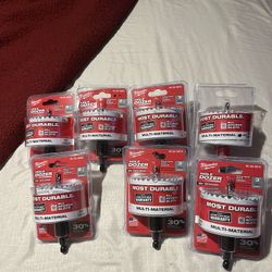 Milwakee HOLE  SAW WHIT ARBOR 21/2” And 3” 15 dls each